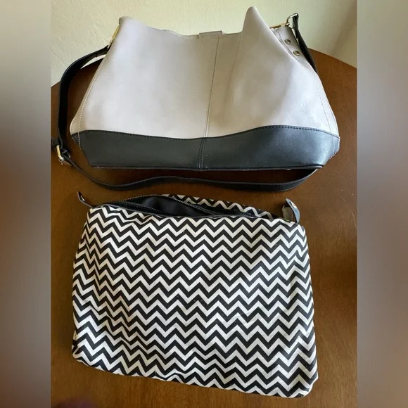 Colab leather purse with interior removable compartment - Picture 4 of 6